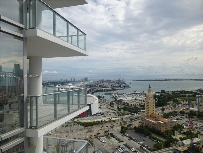 Photo - 851 NE 1st Ave Unit 2612