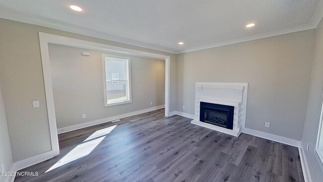 Photo - 319 Anderson St