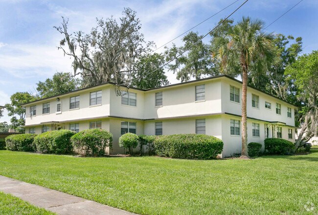 The Oaks at San Jose Apartments For Rent in Jacksonville