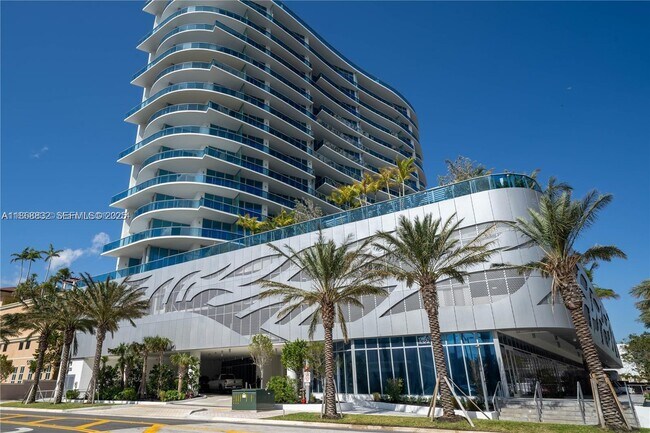 Photo - 17550 Collins Ave Unit 402