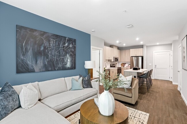Alta New Carrollton