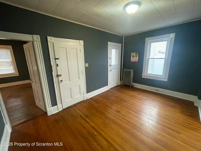 Photo - 949 N Irving Ave