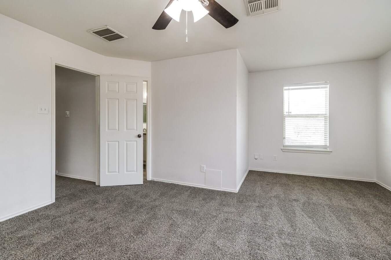 Photo - 20735 Desert Shadows Ln