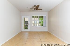 Photo - 140 SW Peacock Blvd Unit 21-205