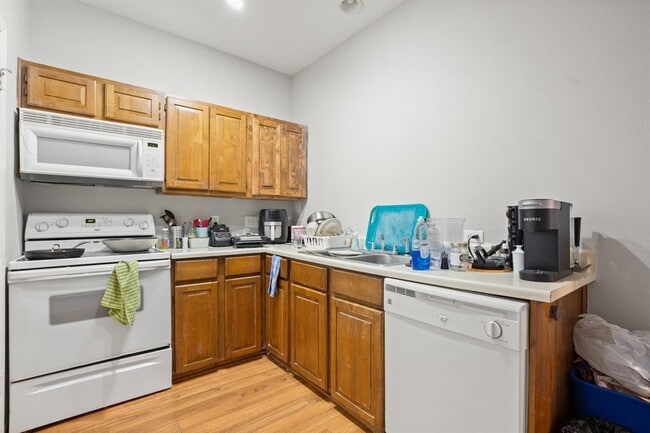 Photo - 2216 San Gabriel St Unit 201