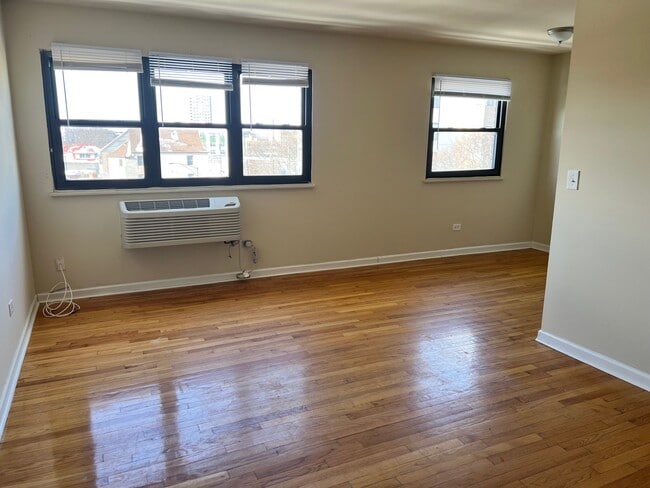 Photo - Greenview Apartments