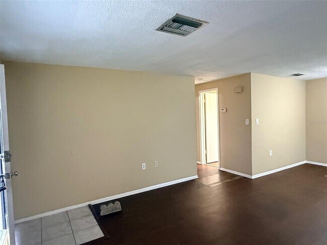 Photo - 10038 Kingswood Ln