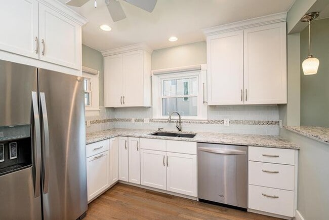 Photo - 3738 Zenobia St