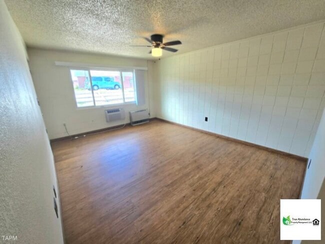 Photo - Charming Two Bedroom apt in Windsor CO!