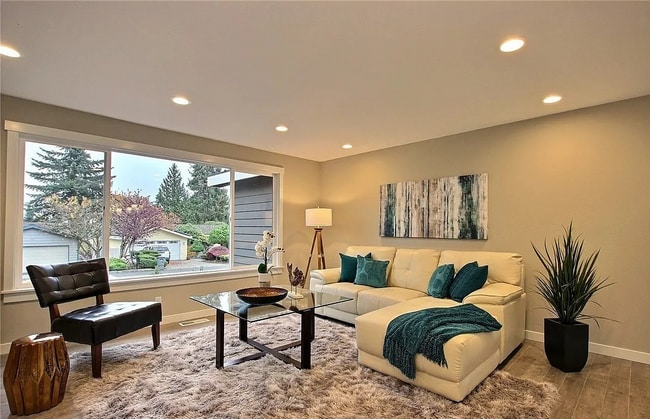 Photo - 1415 175th Pl NE