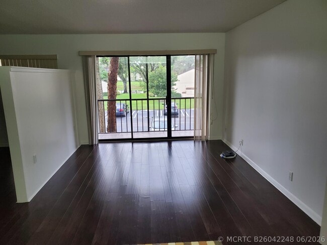 Photo - 603 Sea Pine Way Unit B2