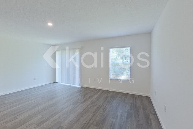 Photo - 8245 100th Ave