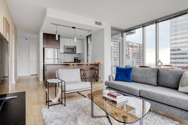 Photo - 201 N Garland Ct Unidad FL30-ID1392