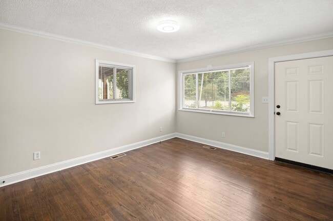 Photo - Renovated Cottage - Central West Asheville...