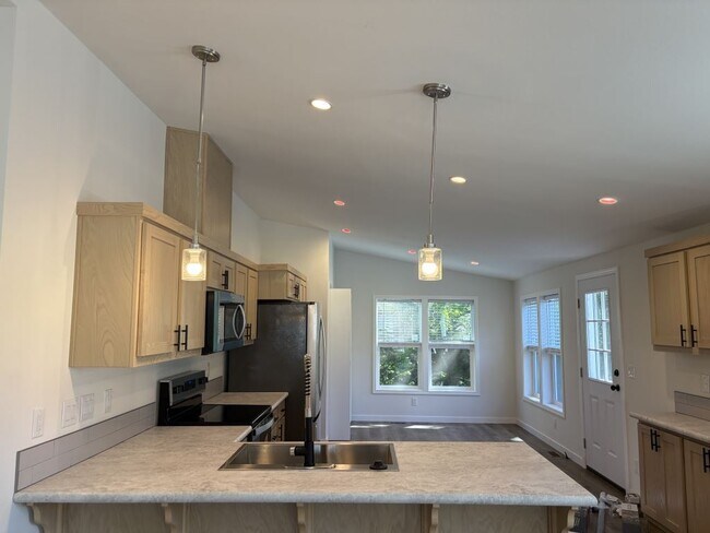 13640 SE Hwy 212