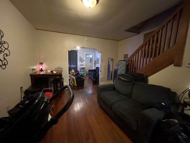 Photo - Well-maintained 2 bed home in Northampton ...