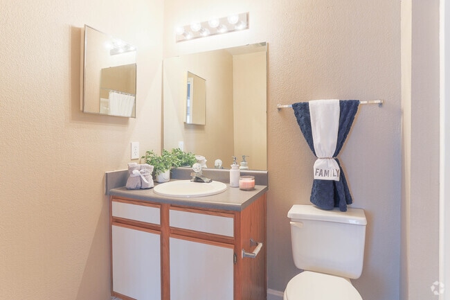 2BR, 2BA - River