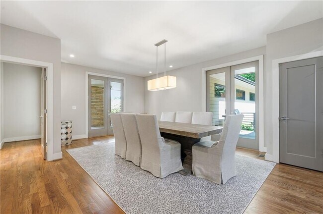 Photo - 4373 Wieuca Rd NE