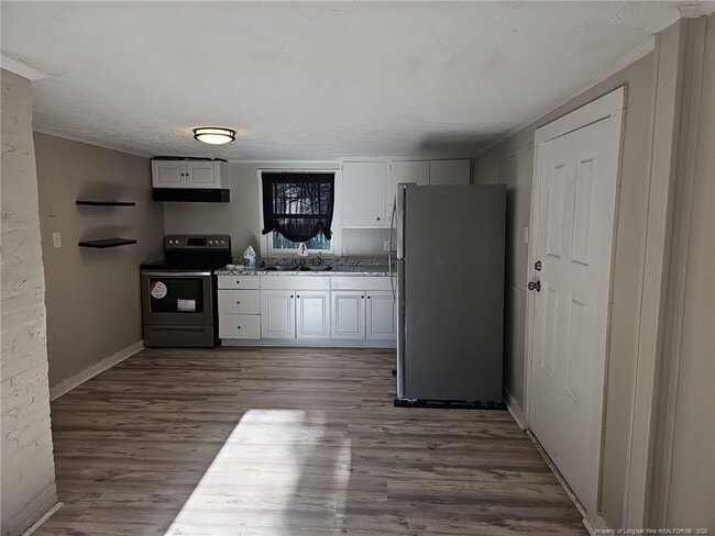 Photo - 1054 Bernadine St