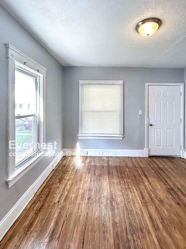 Photo - 2781 E 118th St