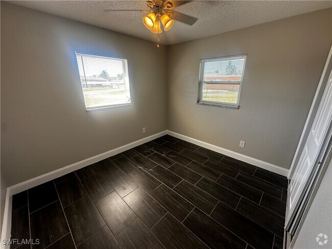Building Photo - 1202 Archdale St Rental
