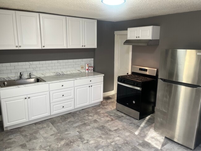 Photo - 131 Tolland St Unit 131TollandSt