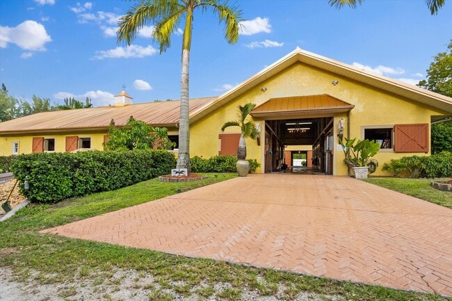 Photo - 11861 Hawk Hollow