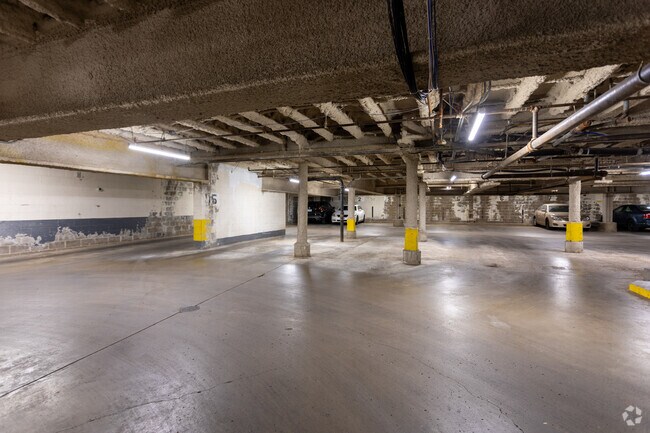 Parking Garage - 2426 Blaisdell