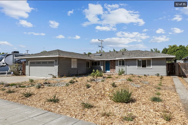 Photo - Light and Bright 3 Bedroom/ 2 Bath Home on...