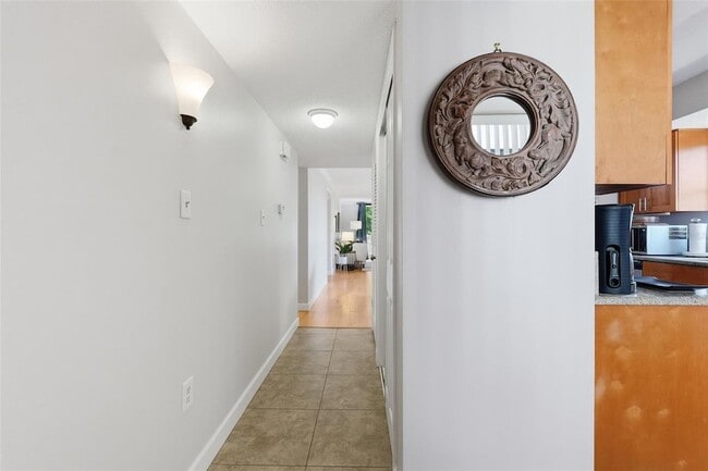 Photo - 2612 Pearce Dr Unit 211