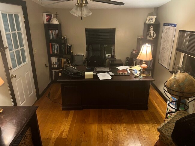 Photo - 525 Maple Ave