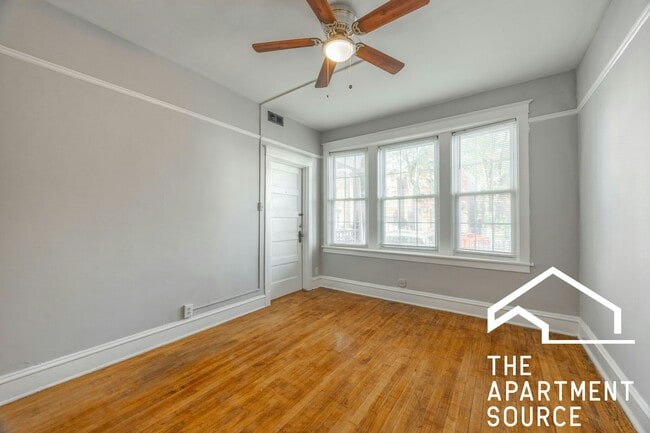 Photo - 853 N Wolcott Ave Unit 1F
