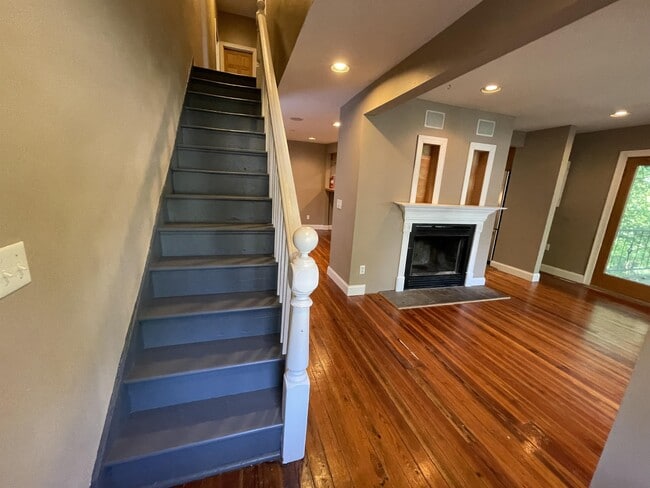 Photo - 1203 W Johnson St
