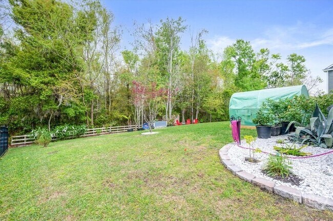 Photo - 360 Waverly Ln