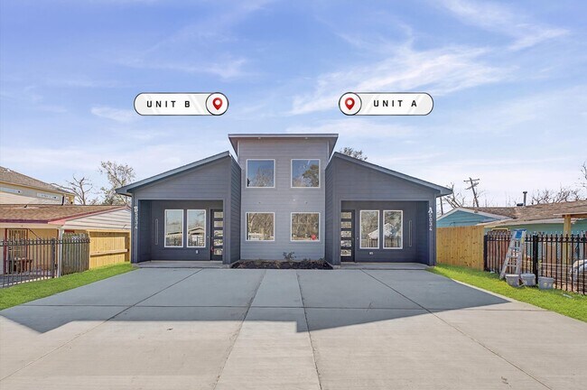 Photo - 5034 Pershing St