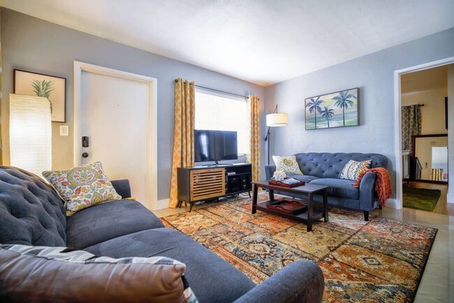 Living Room - 1505 NW 7th Ter