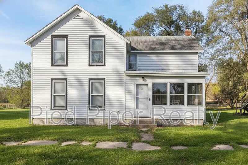 Photo - 202 Adams St