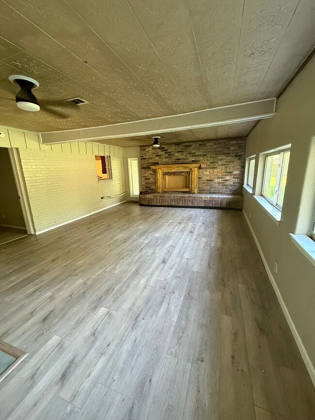 Photo - COMING SOON!!! 3/4 Bedroom, 2 Bathroom Home for Rent in Orange - BridgeCityISD