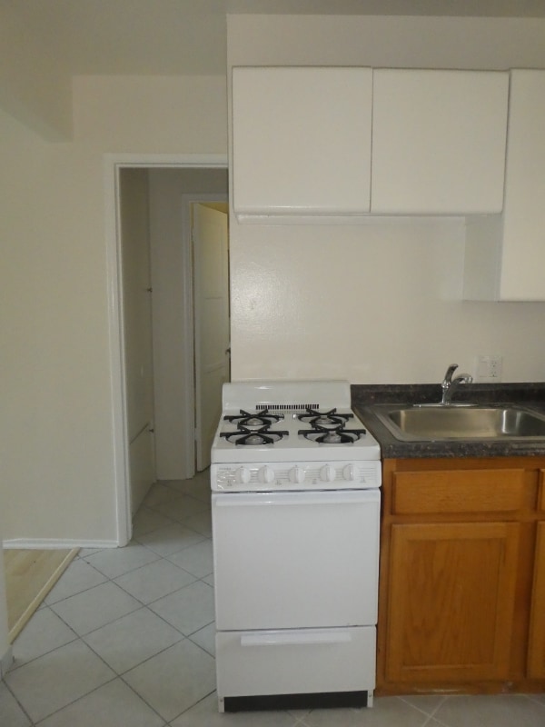 Photo - 6222 Hazeltine Ave