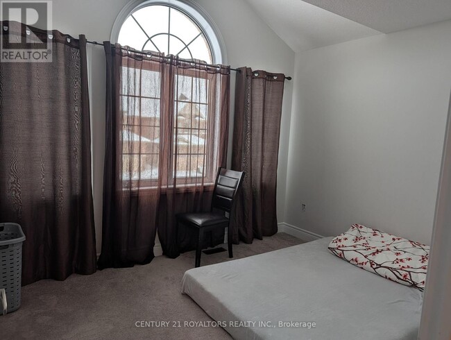 Photo - 117 Chandler Terrace