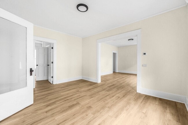 Photo - 3 bedroom house in Kendallville! CHRISTMAS...