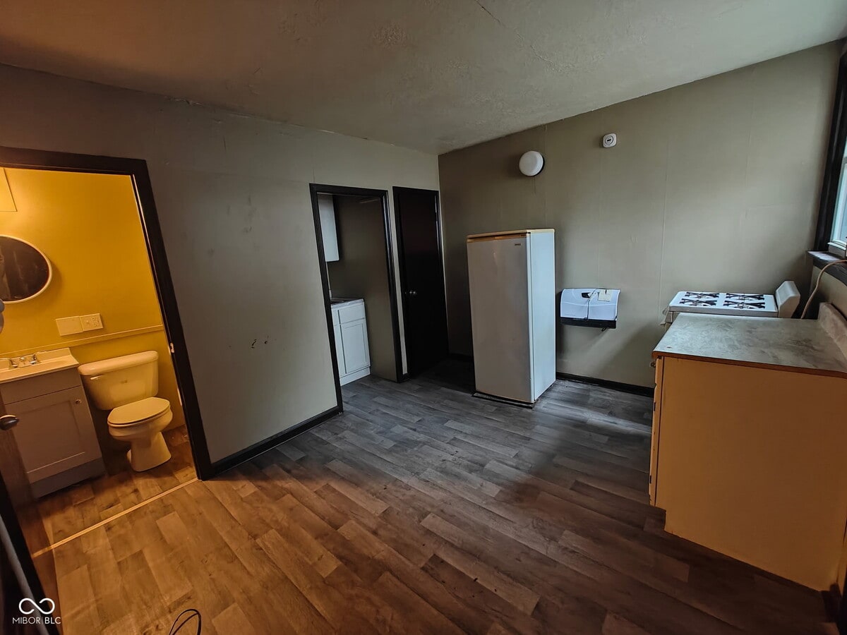 Photo - 202 E Taylor St Unidad 4