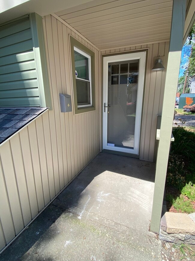 Photo - 1445 Hunter Ave