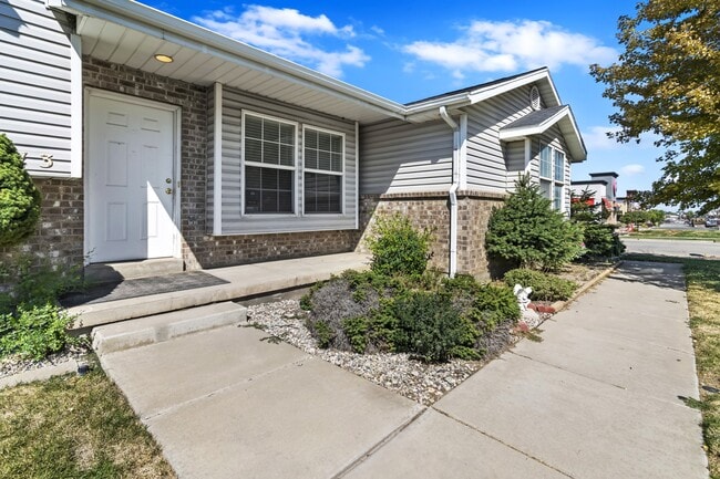 Photo - 1613 N 2000 W