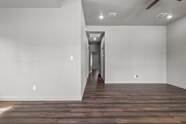 Photo - 811 Tolar Hwy