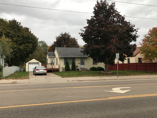 Photo - 1615 Concord St S