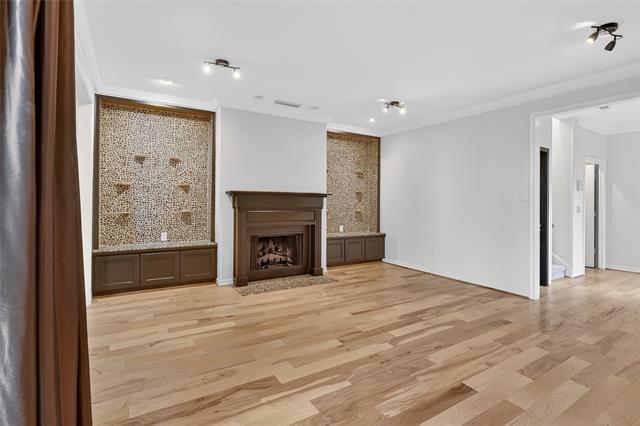 Photo - 5713 Pershing Ave