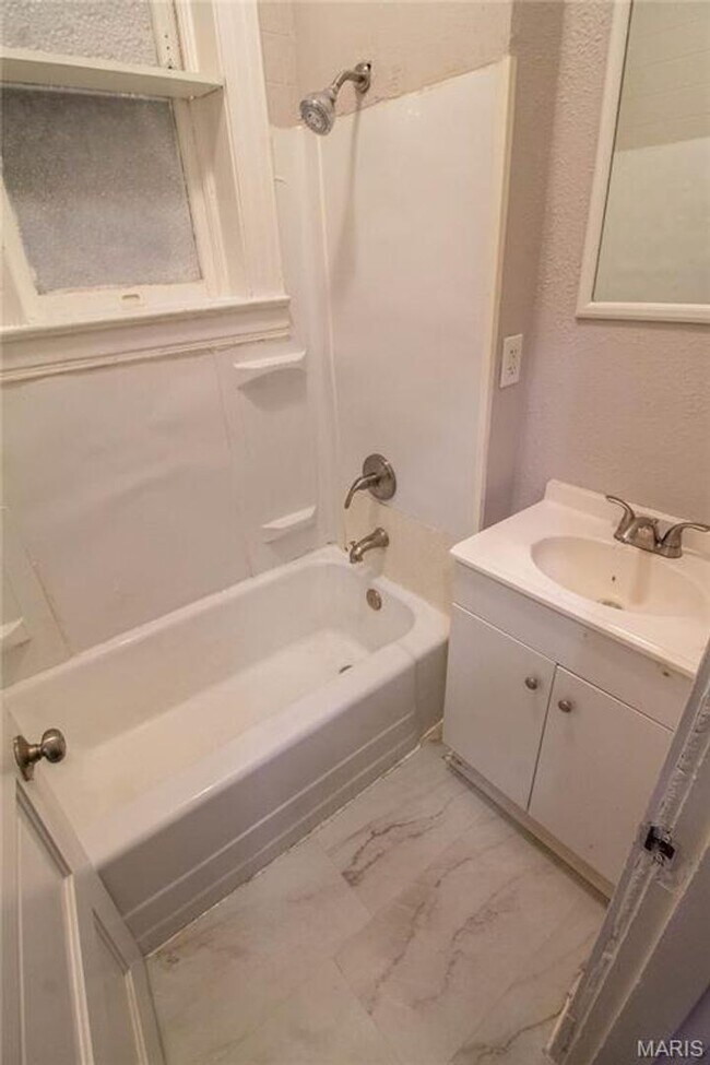 Photo - Dover Unidad 2FL