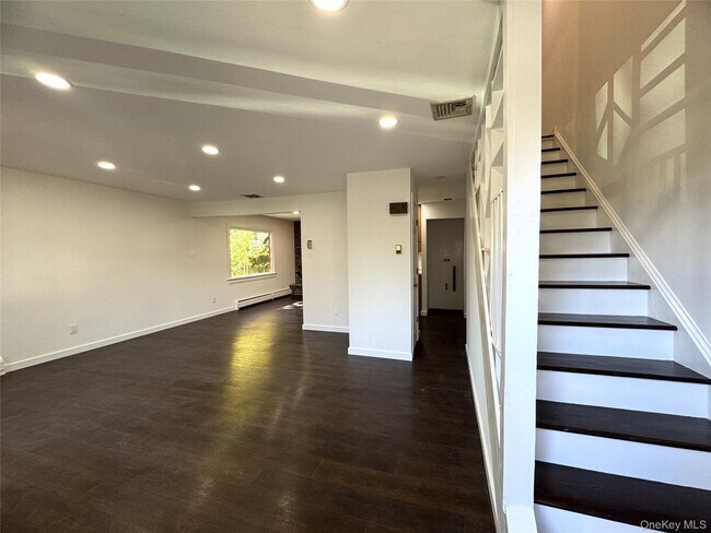 Photo - 62 Washington St