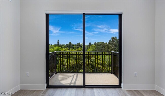 Photo - 22980 Vista Edera Cir Unidad 4-306